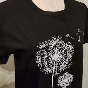 Graphic T-Shirt, Dandelion Fluff, Black T-shirt